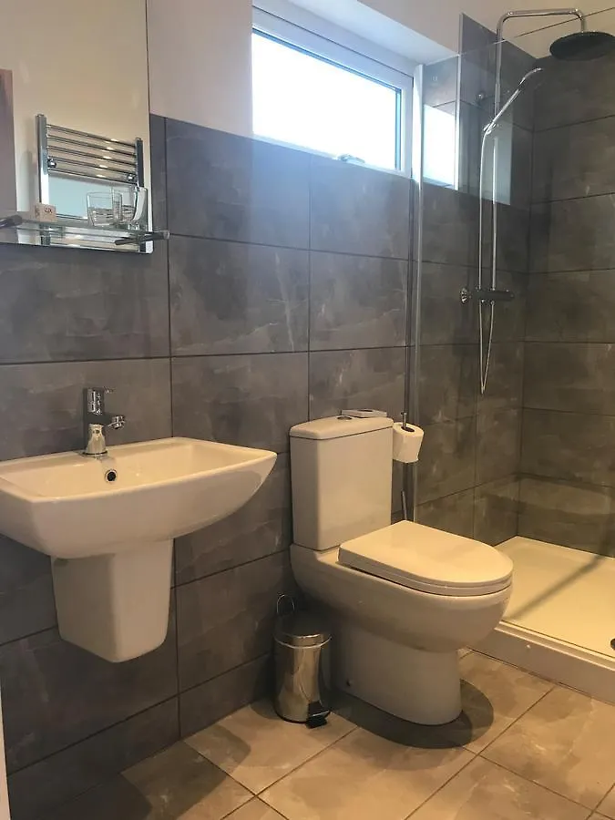 Farm stay Oakwood Farm Mews Chester United Kingdom